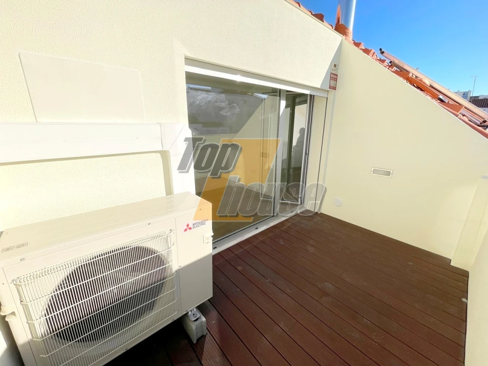 Moradia T3 para Venda em Costa da Caparica Foto 35