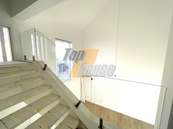 Moradia T3 para Venda em Costa da Caparica Foto 17