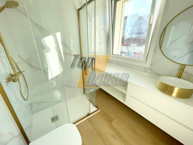 Moradia T3 para Venda em Costa da Caparica Foto 29