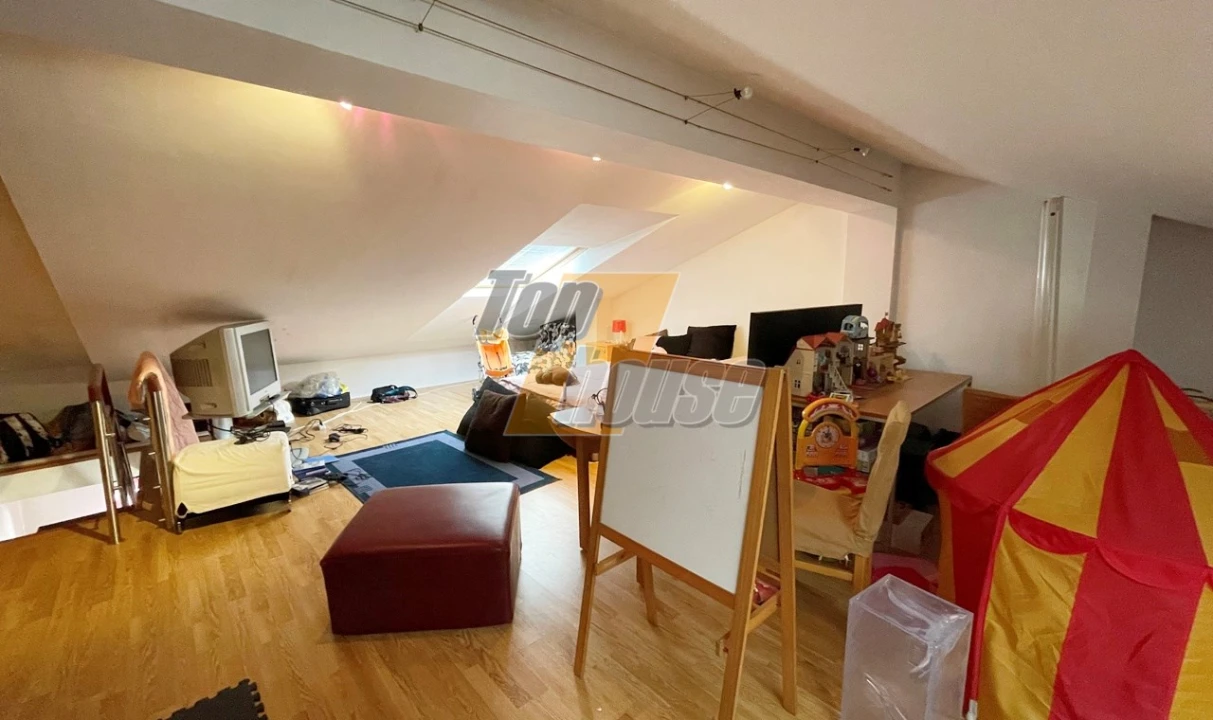 Moradia T3 para Venda em Corroios Foto 16