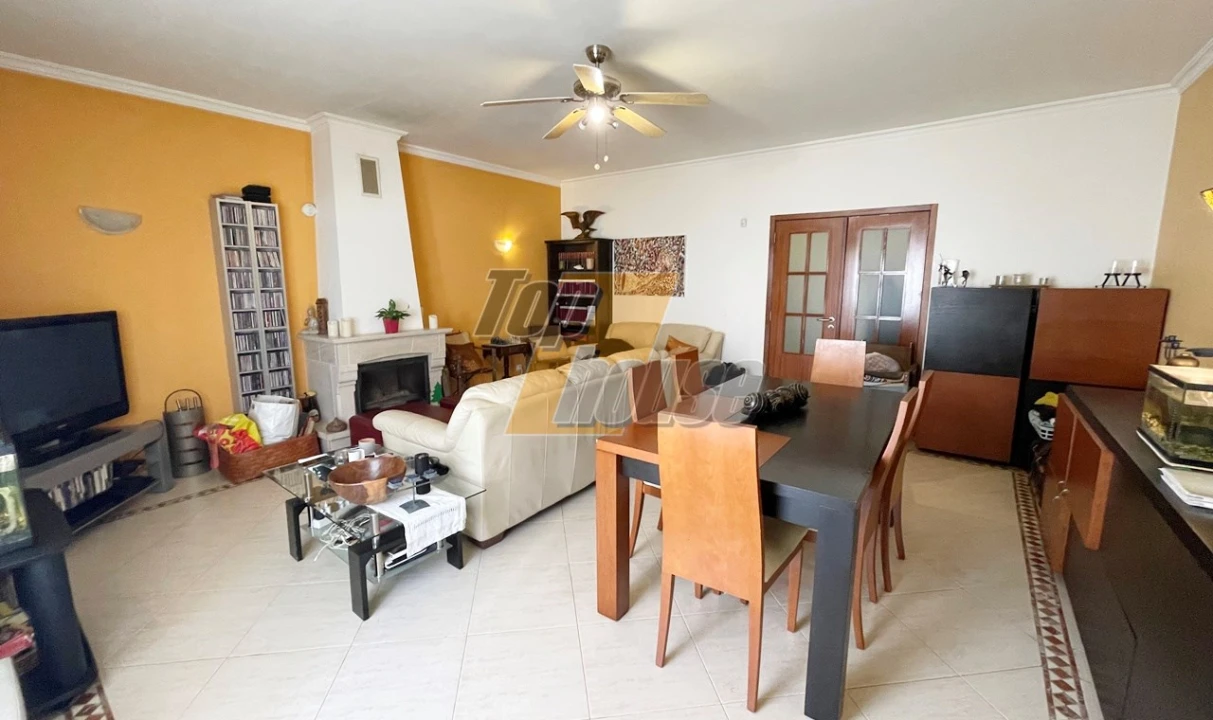 Moradia T3 para Venda em Corroios Foto 2