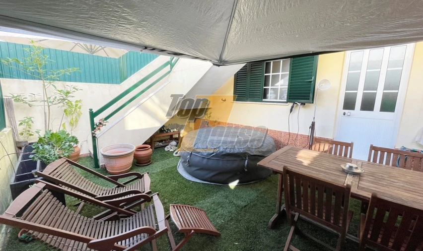 Moradia T3 para Venda em Corroios Foto 22