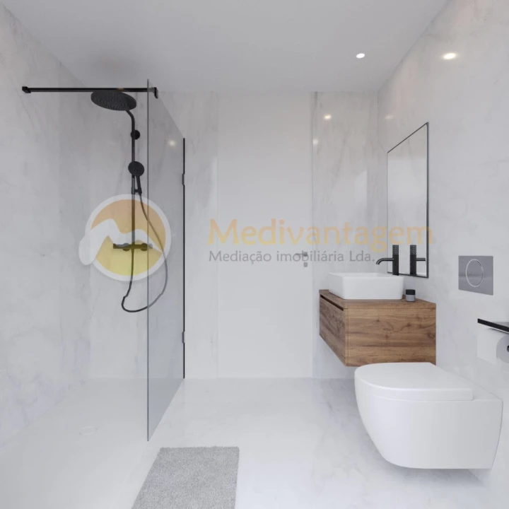 Moradia T3 para Venda em Lamas Foto 13