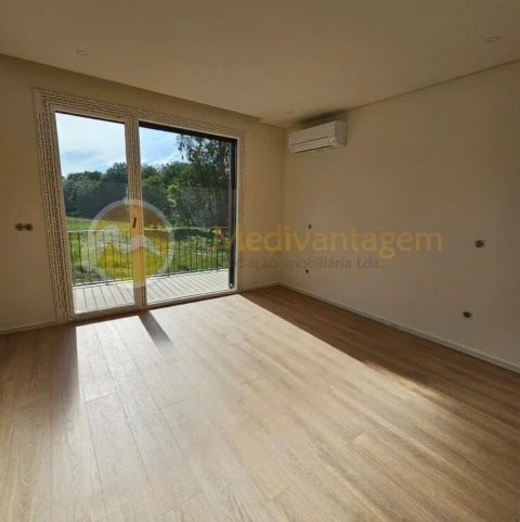 Moradia T4 para Venda em Palmeira