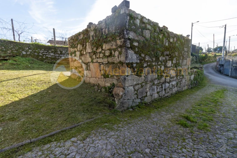 Terreno para Venda em Águas Santas e Moure Foto 8