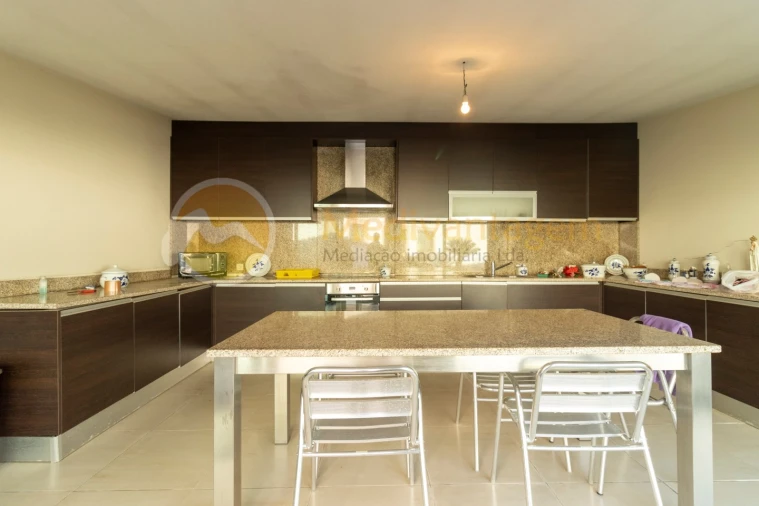 Moradia T3 para Venda em Mire de Tibães Foto 27