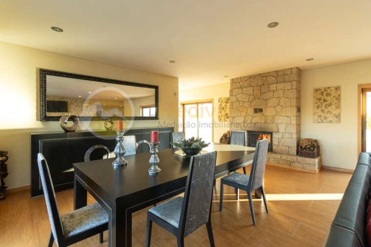 Moradia T3 para Venda em Mire de Tibães Foto 11