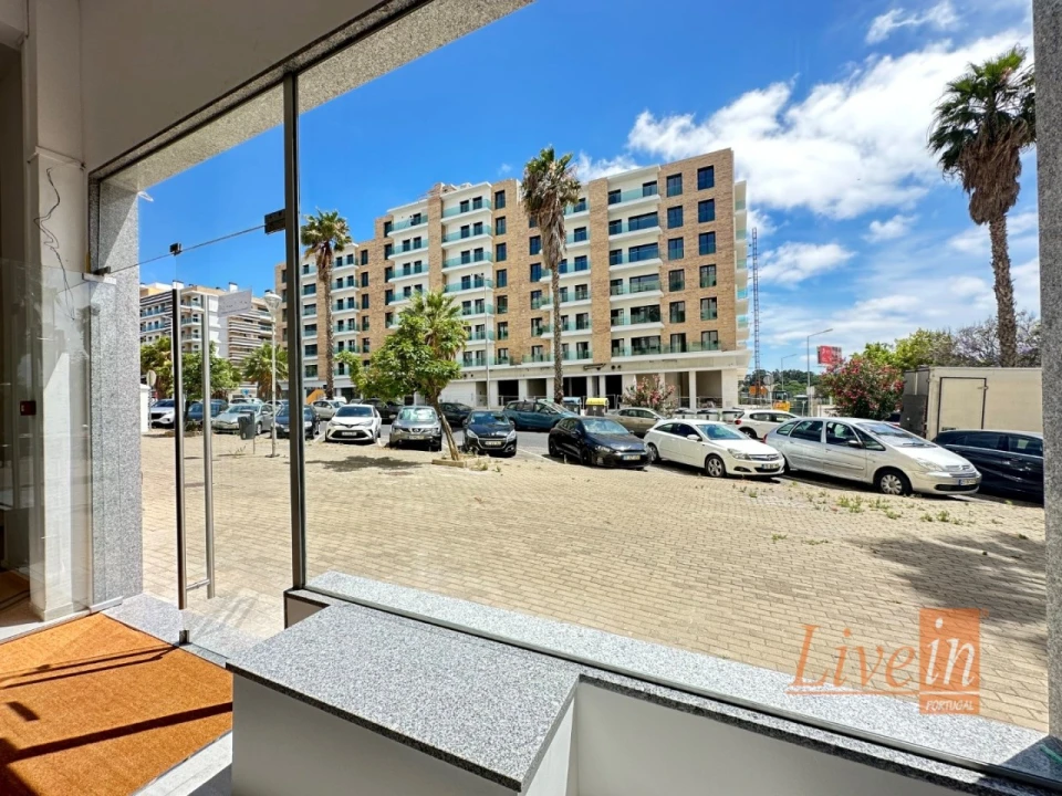 Loja para Venda em Loures Foto 5