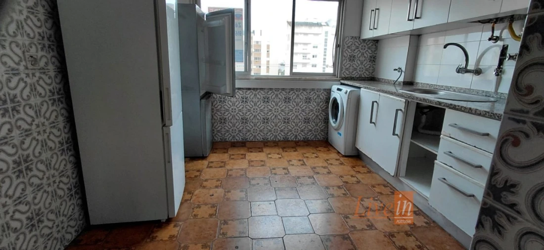 Apartamento T3 para Venda em Carregado e Cadafais