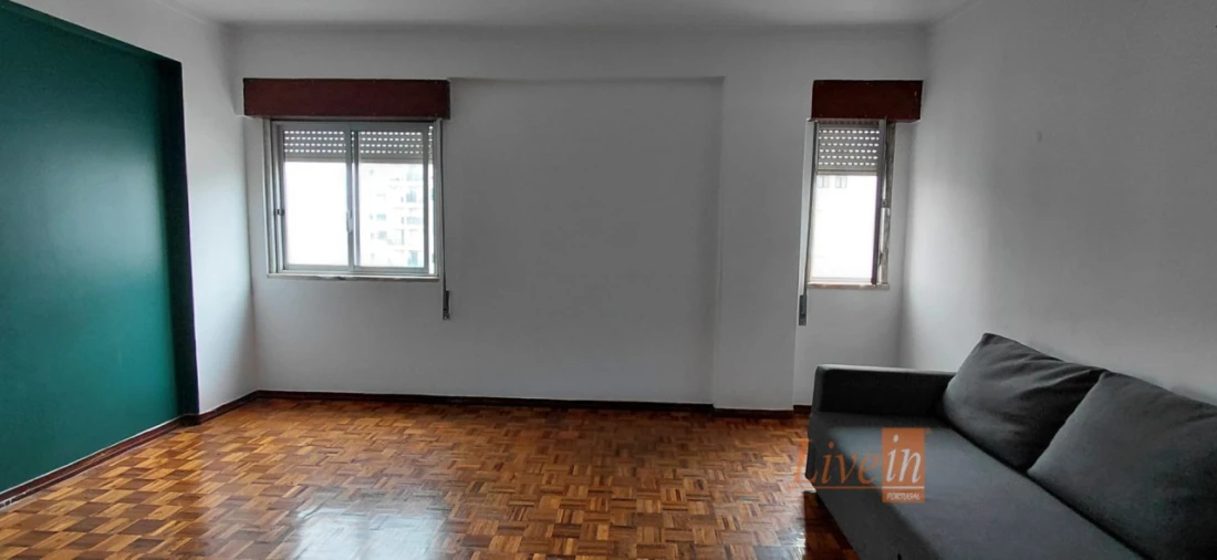 Apartamento T3 para Venda em Carregado e Cadafais Foto 6