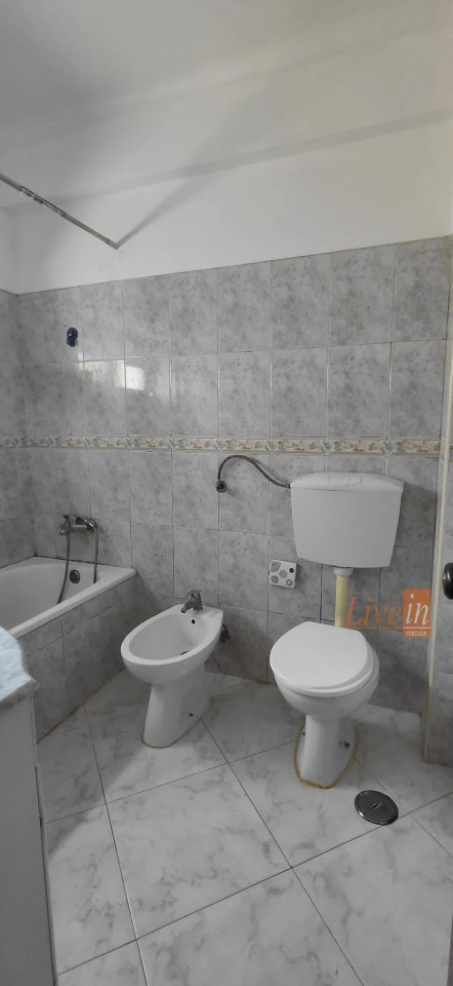 Apartamento T3 para Venda em Carregado e Cadafais Foto 11