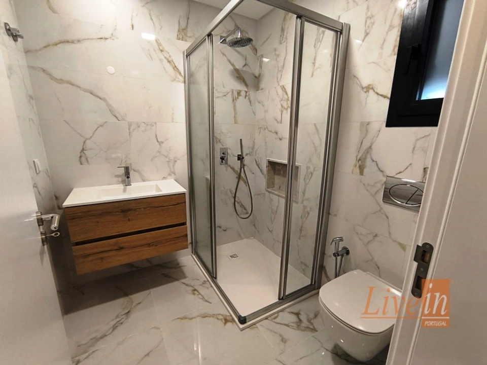 Apartamento T2 para Venda em Malveira e São Miguel de Alcainça Foto 14