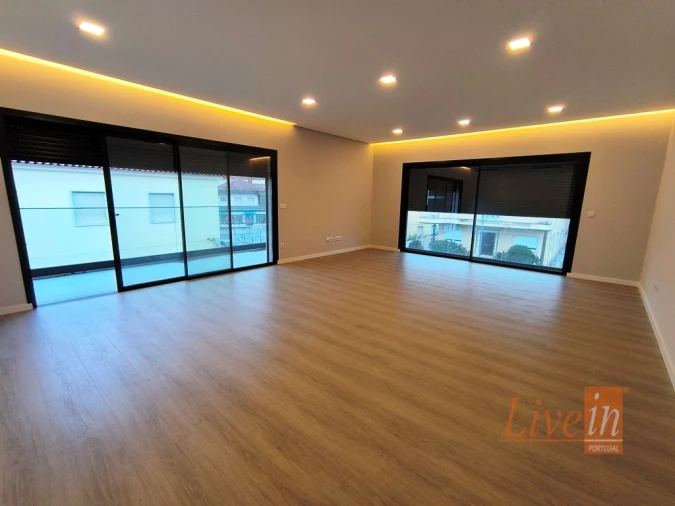 Apartamento T2 para Venda em Malveira e São Miguel de Alcainça Foto 8