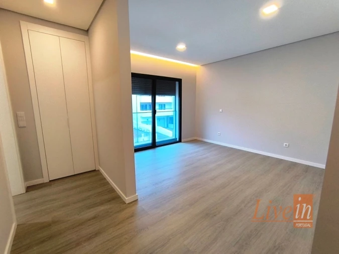 Apartamento T2 para Venda em Malveira e São Miguel de Alcainça Foto 12