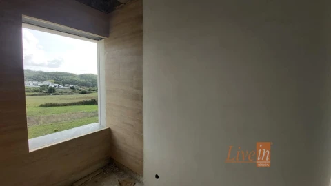 Moradia T4 para Venda em Mafra