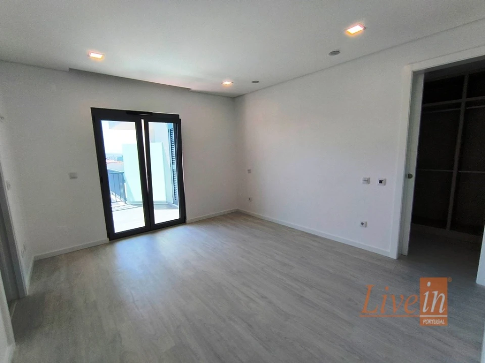 Apartamento T3 para Venda em Ericeira Foto 11