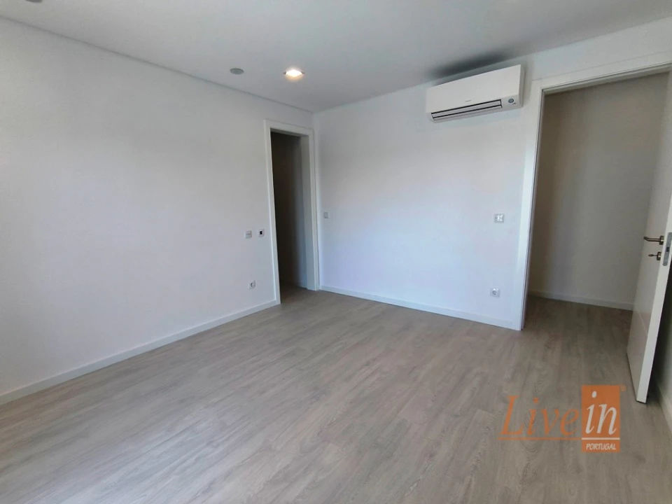 Apartamento T3 para Venda em Ericeira Foto 14