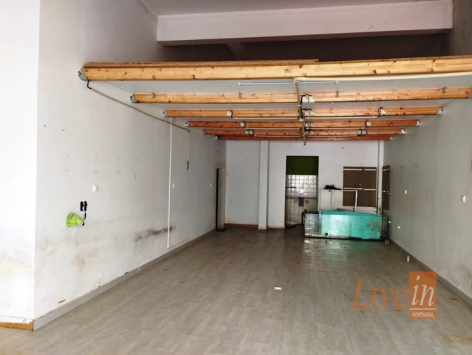 Loja para Venda em Loures Foto 7