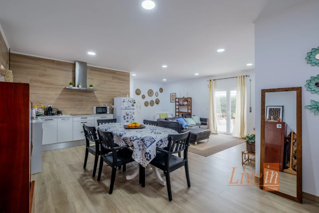 Moradia T8 para Venda em São Pedro da Cadeira Foto 35