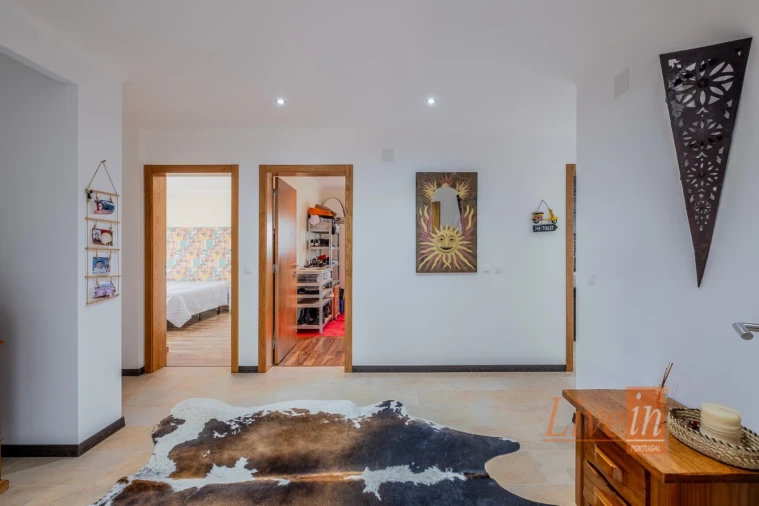 Moradia T8 para Venda em São Pedro da Cadeira Foto 16