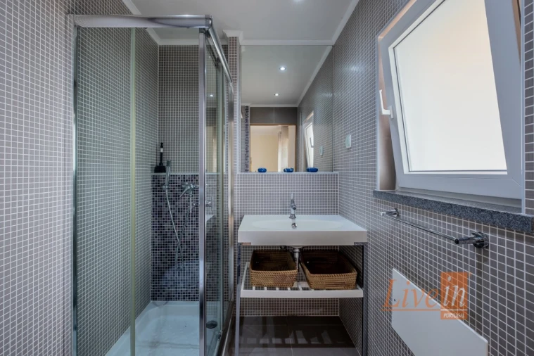 Moradia T8 para Venda em São Pedro da Cadeira Foto 21