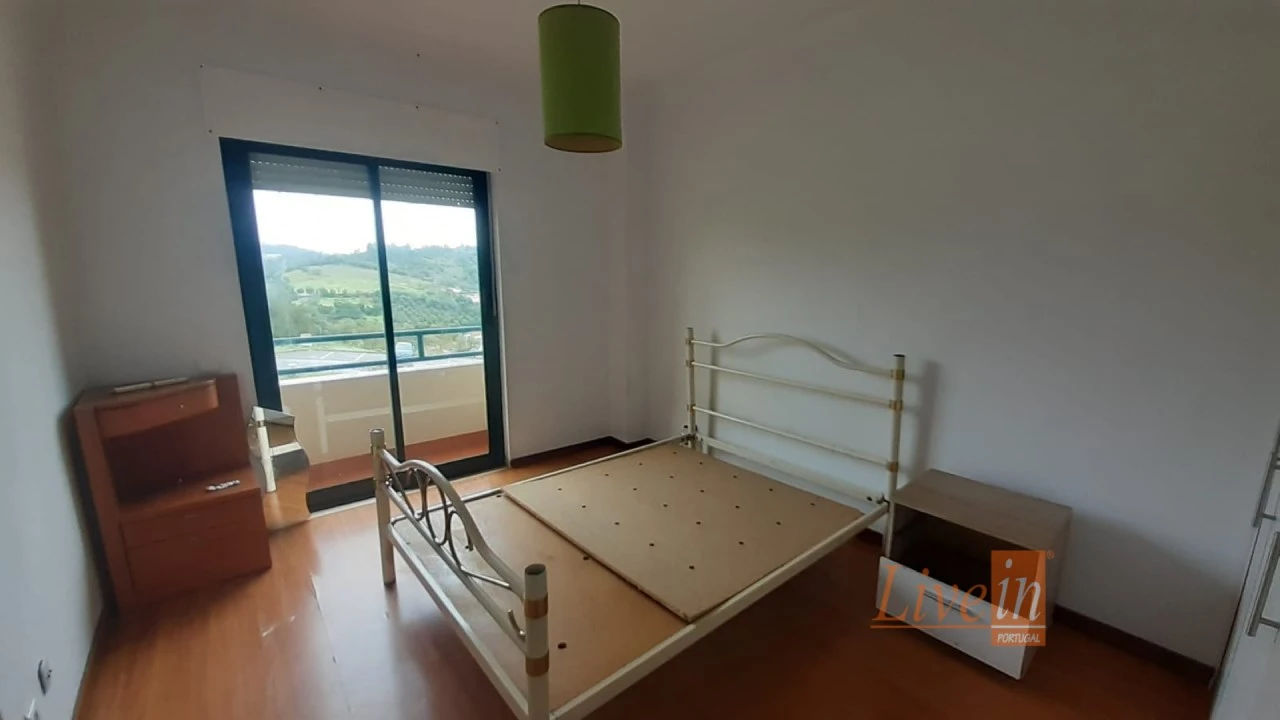 Apartamento T3 para Venda em Aldeia Galega da Merceana e Aldeia Gavinha Foto 4