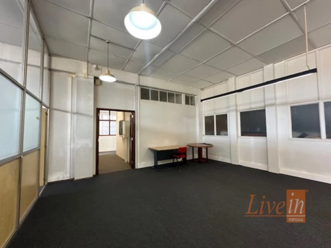 Escritório para Arrendamento em Mafra Foto 2