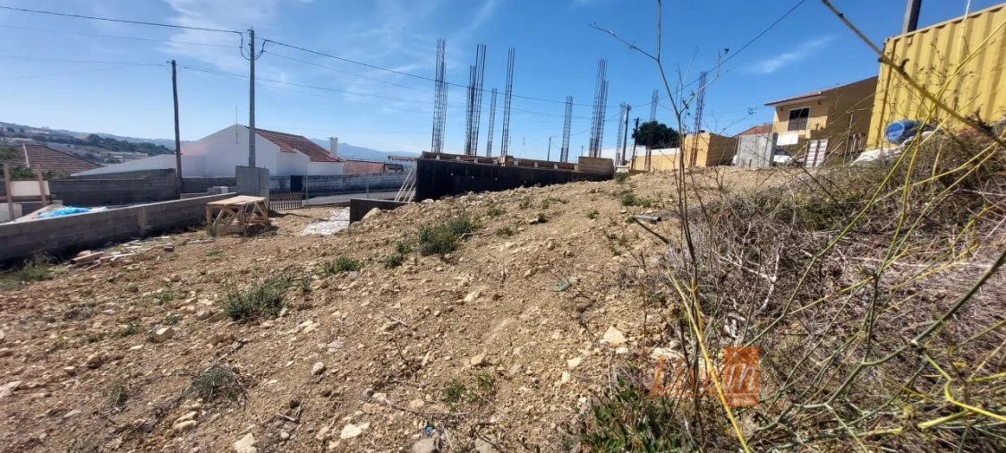 Terreno para Venda em Almargem do Bispo, Pêro Pinheiro e Montelavar Foto 5