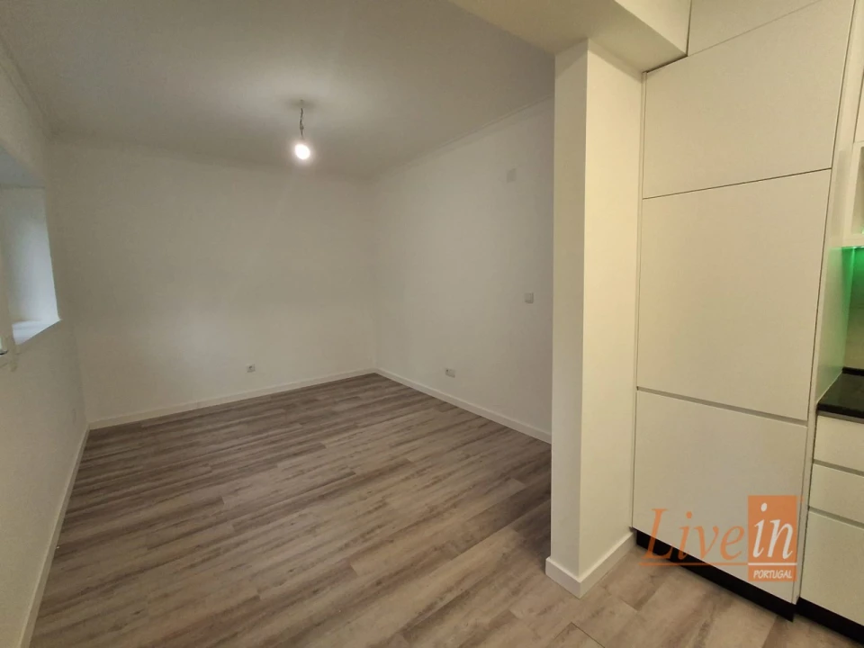 Apartamento T2 para Venda em Massamá e Monte Abraão Foto 5