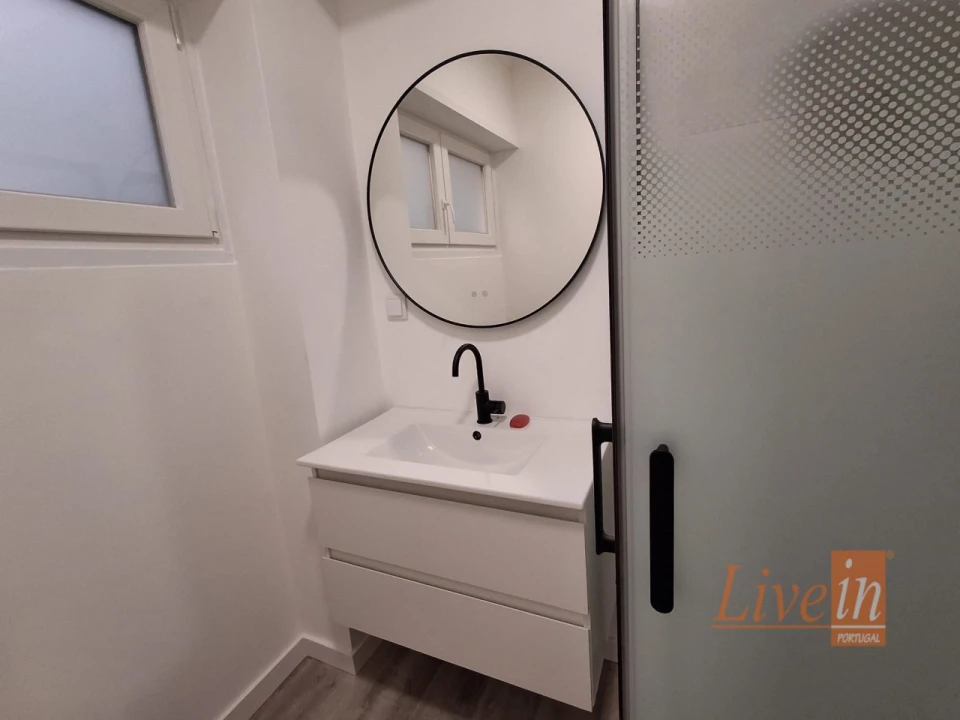 Apartamento T2 para Venda em Massamá e Monte Abraão Foto 19