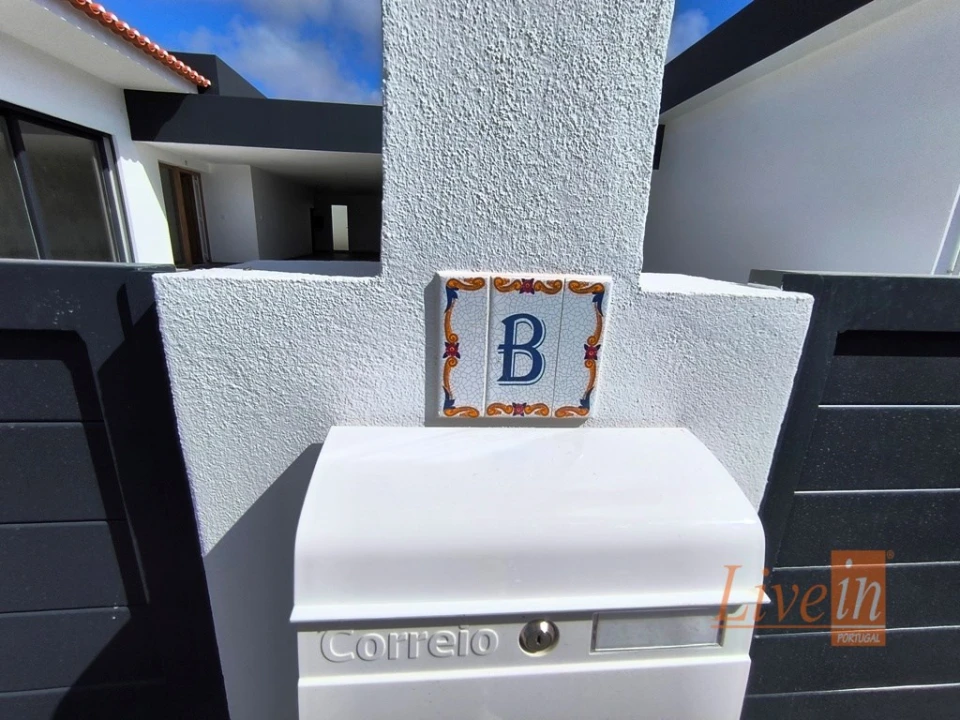 Moradia T4 para Venda em Ericeira Foto 2