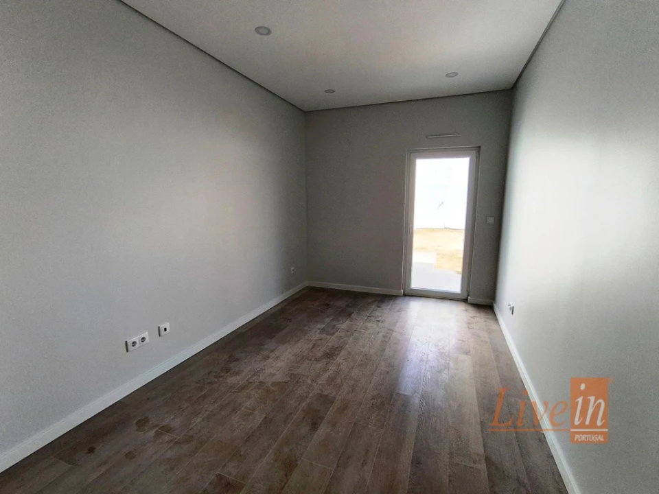 Moradia T4 para Venda em Ericeira Foto 14