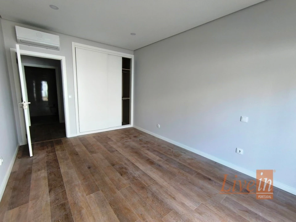 Moradia T4 para Venda em Ericeira Foto 17