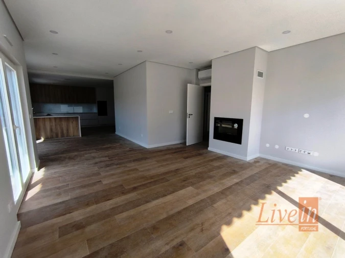 Moradia T4 para Venda em Ericeira Foto 12