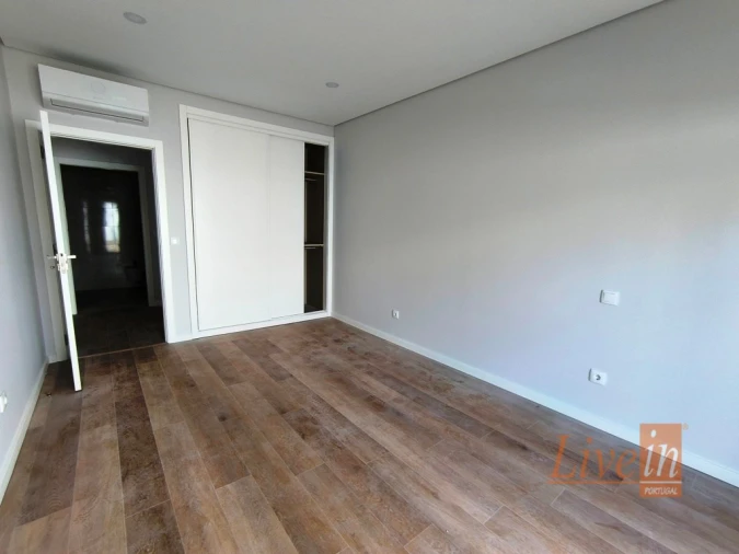 Moradia T4 para Venda em Ericeira Foto 17