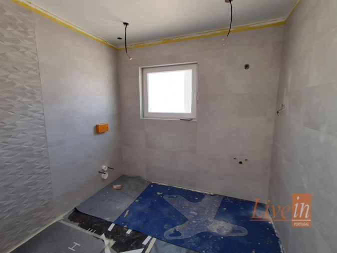 Moradia T5 para Venda em São Pedro da Cadeira Foto 27