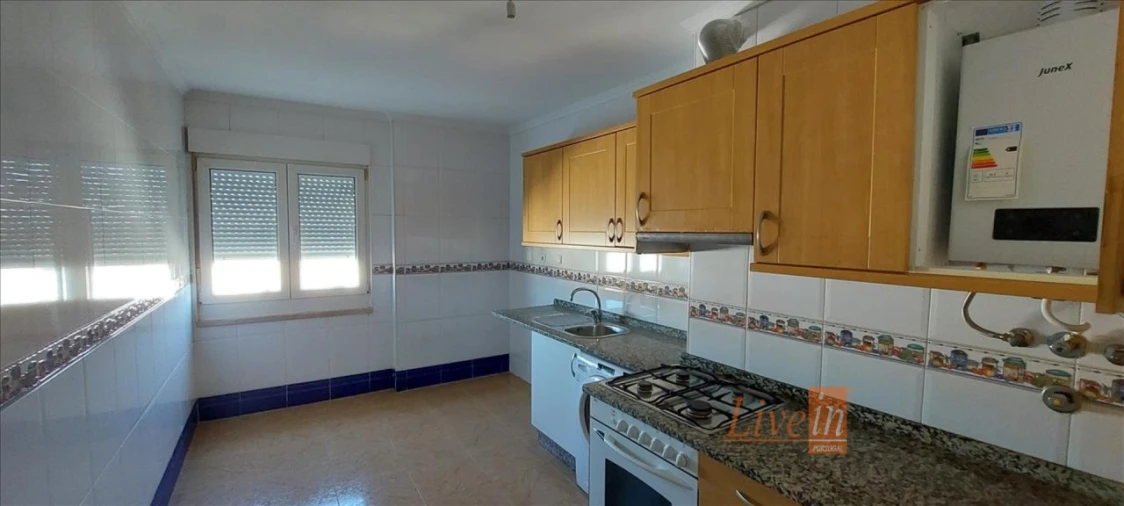 Apartamento T2 para Venda em Carregado e Cadafais Foto 2