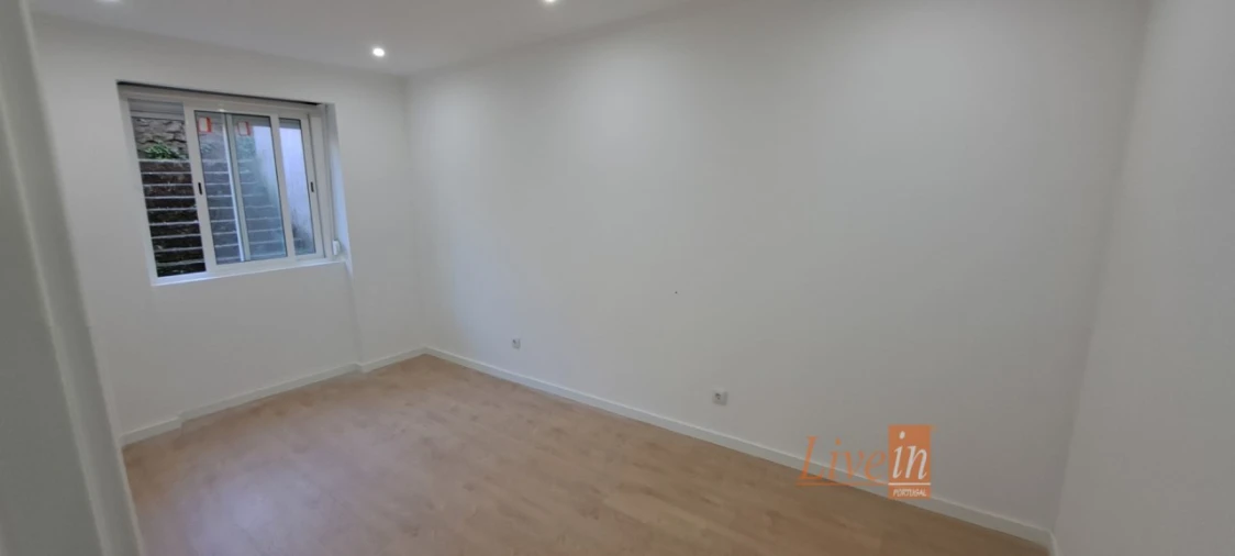 Apartamento T3 para Venda em Falagueira-Venda Nova Foto 13