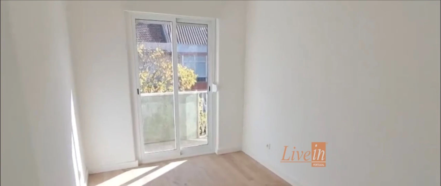 Apartamento T4 para Venda em Águas Livres Foto 15