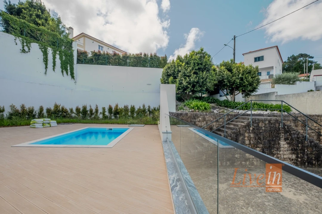 Moradia T5 para Venda em Enxara do Bispo, Gradil e Vila Franca do Rosário Foto 3