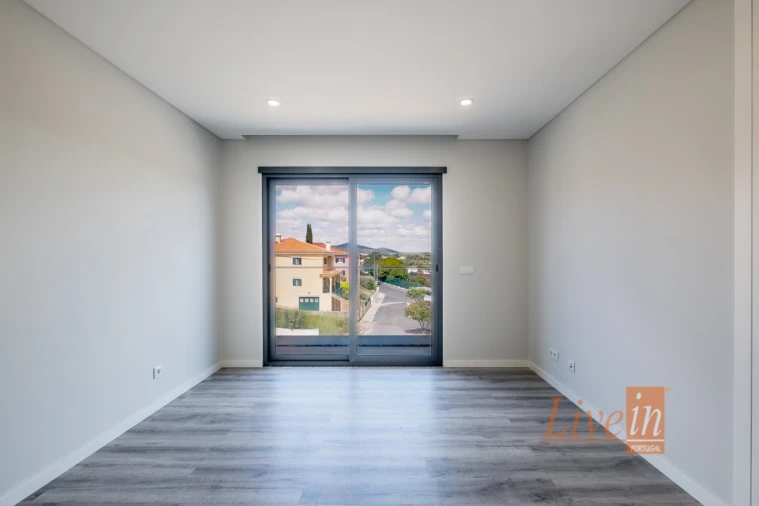 Moradia T5 para Venda em Enxara do Bispo, Gradil e Vila Franca do Rosário Foto 31