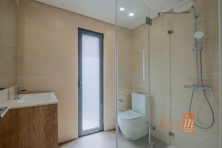 Moradia T5 para Venda em Enxara do Bispo, Gradil e Vila Franca do Rosário Foto 40