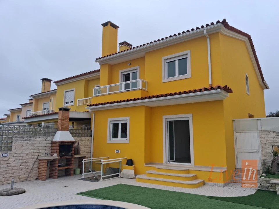 Moradia T3 para Venda em Silveira Foto 2