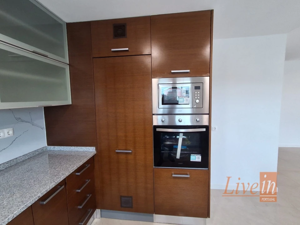 Moradia T3 para Venda em Silveira Foto 10