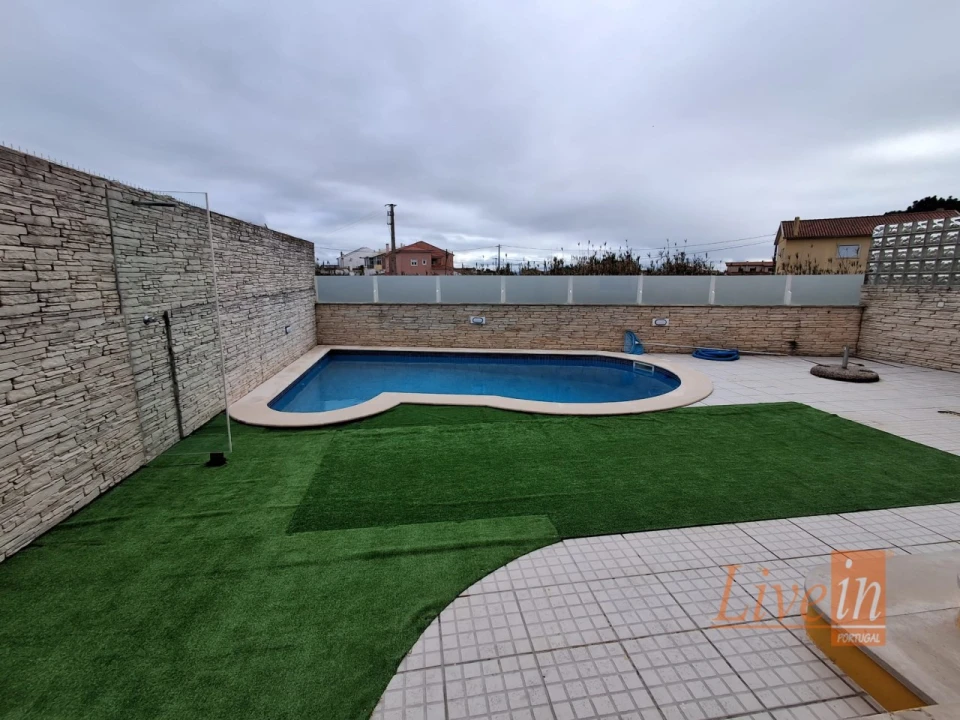 Moradia T3 para Venda em Silveira Foto 33