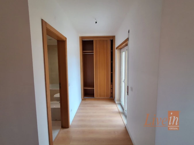 Moradia T3 para Venda em Silveira Foto 24