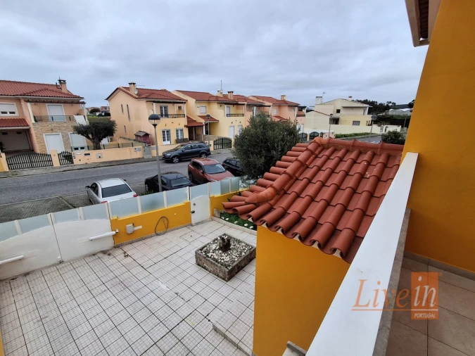 Moradia T3 para Venda em Silveira Foto 32