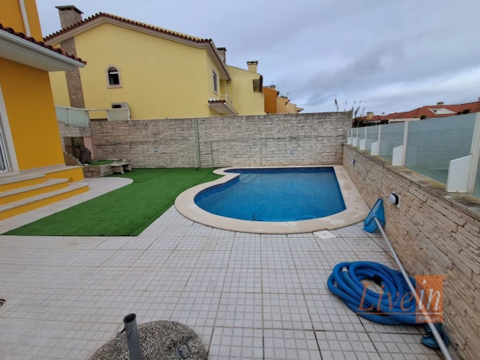 Moradia T3 para Venda em Silveira Foto 36