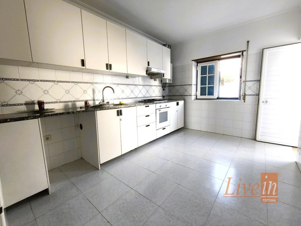 Moradia T4 para Venda em Ericeira Foto 13