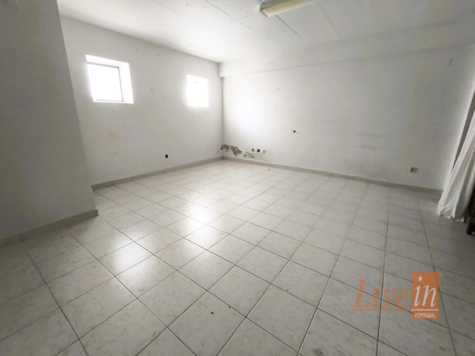 Moradia T4 para Venda em Ericeira Foto 38